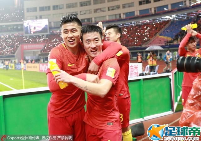 对他感兴趣的还有米兰和那不勒斯。